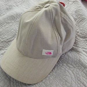 The North Face Womens hat